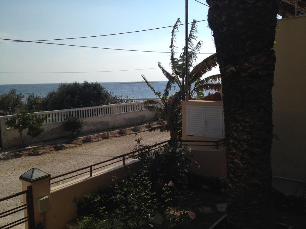 Villa Surf House Artemida  Esterno foto